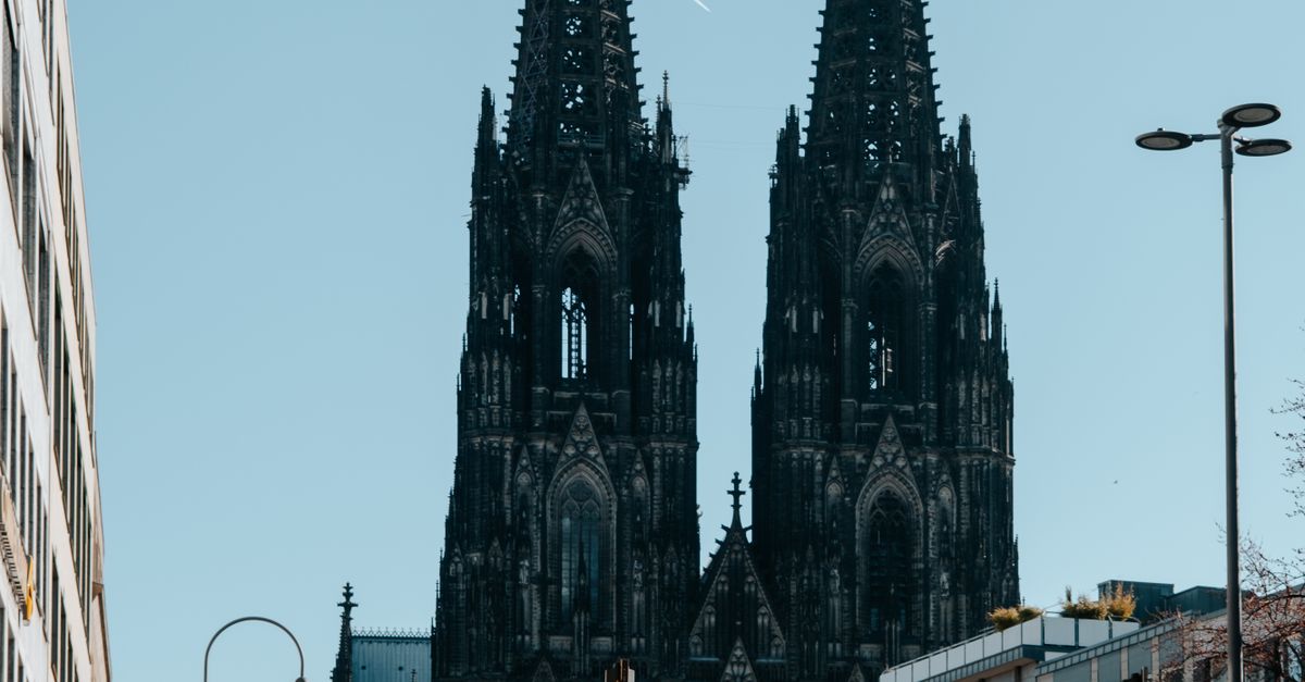 View of Cologne Cathedral from the street