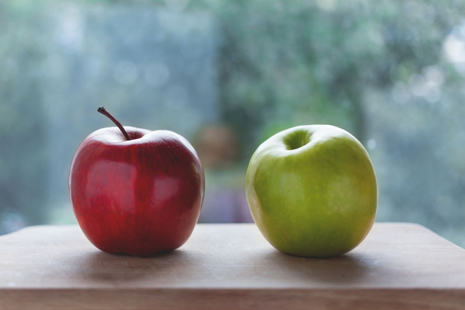 Two apples in red and green contrast