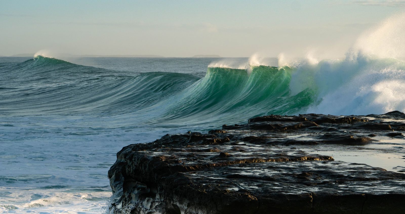 Coast waves